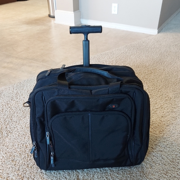 SwissGear Bags Swiss Gear Patriot Rolling Laptop Computer Briefcase